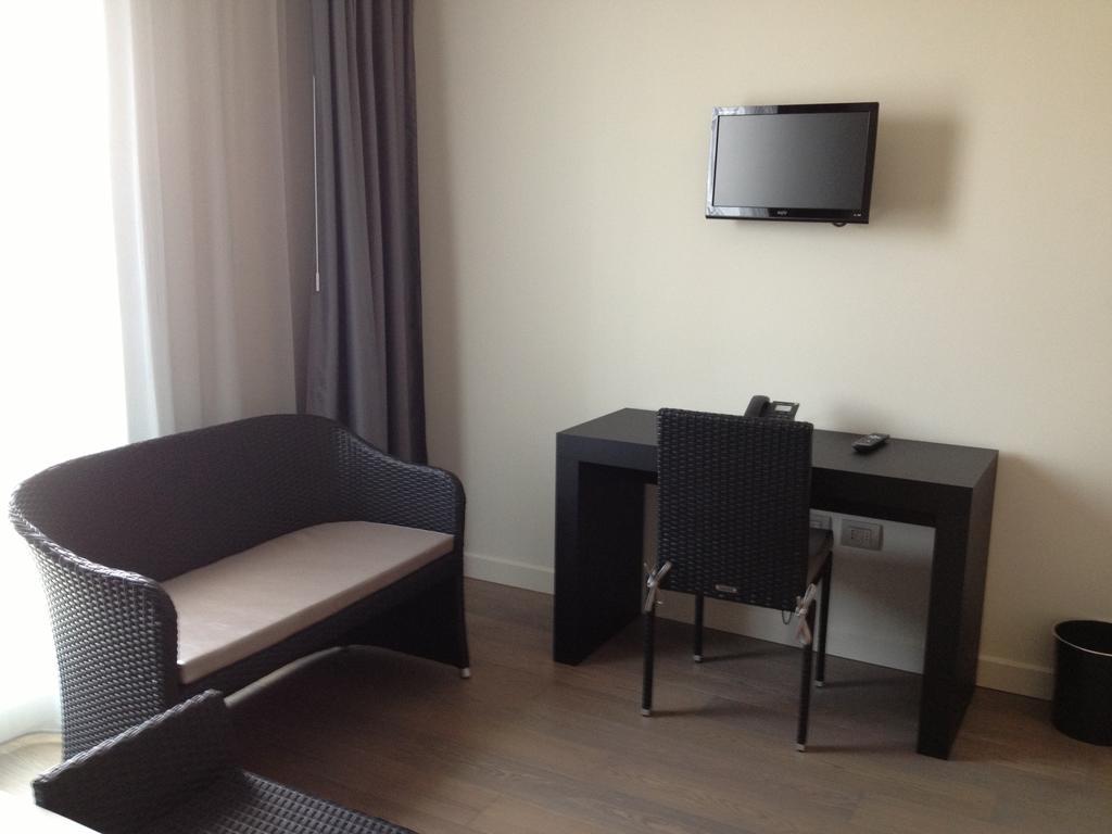 Tag Hotel Fano Esterno foto