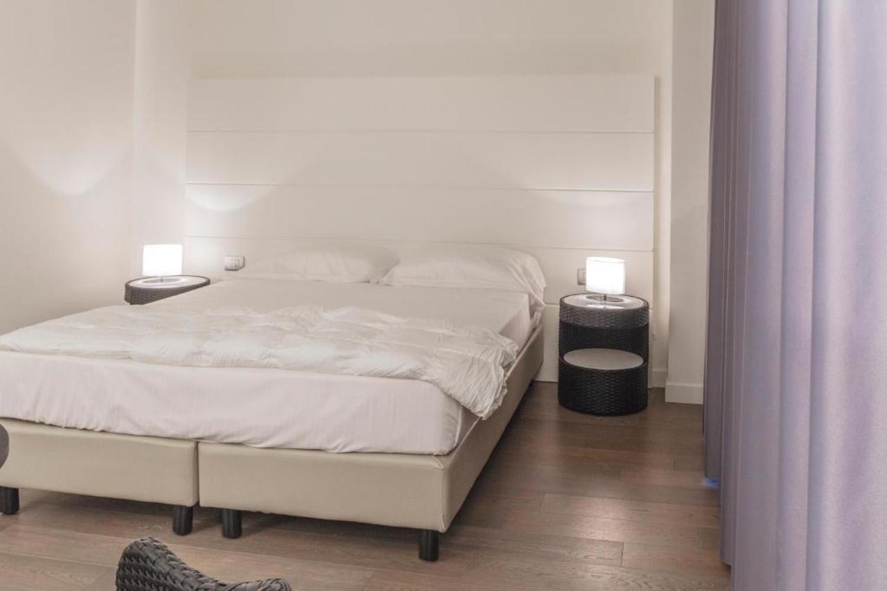 Tag Hotel Fano Esterno foto