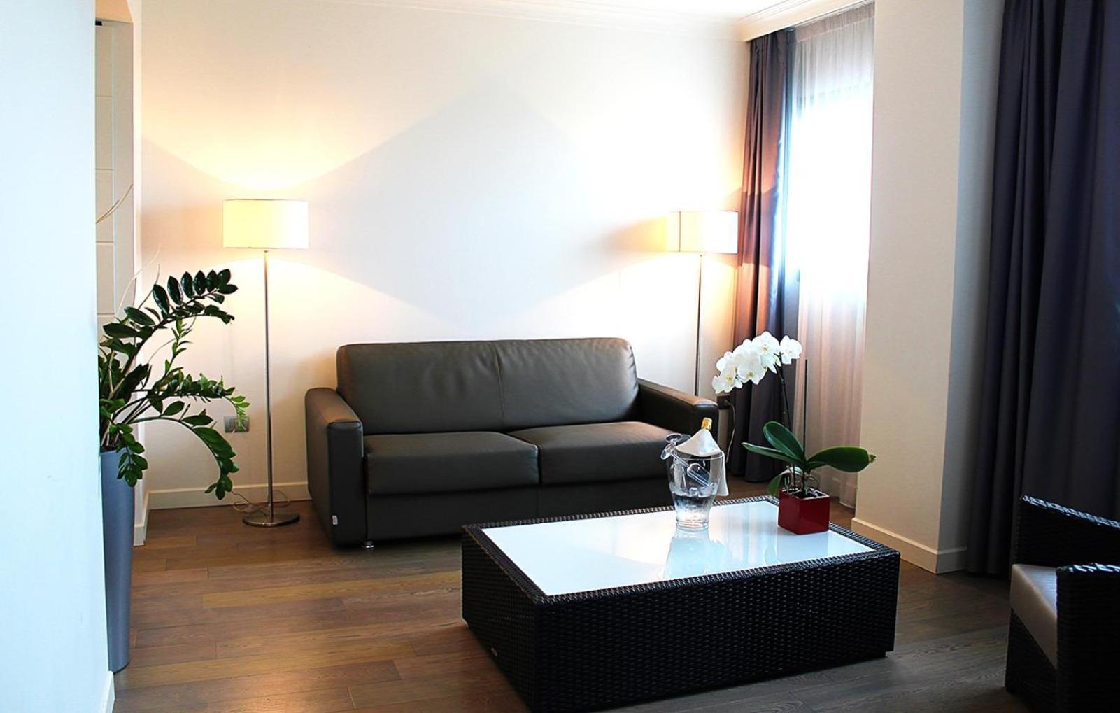 Tag Hotel Fano Esterno foto