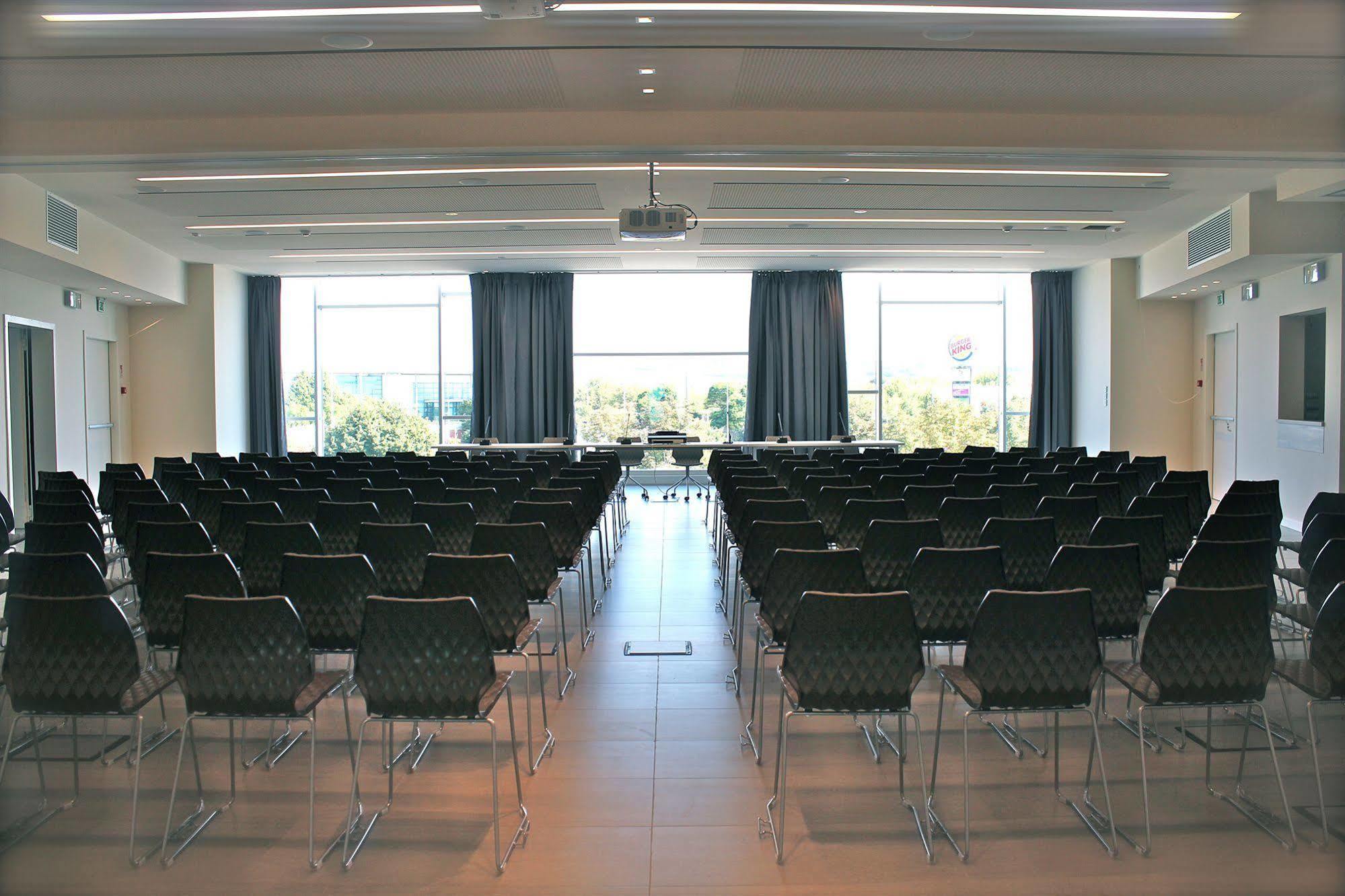 Tag Hotel Fano Esterno foto
